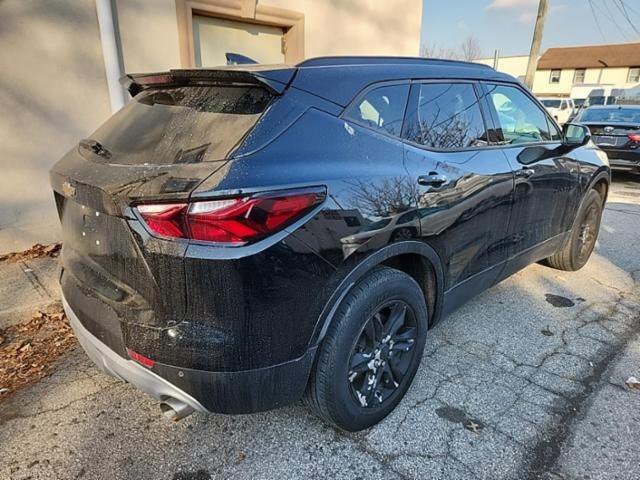 Used 2020 Chevrolet Blazer LT FWD image 2
