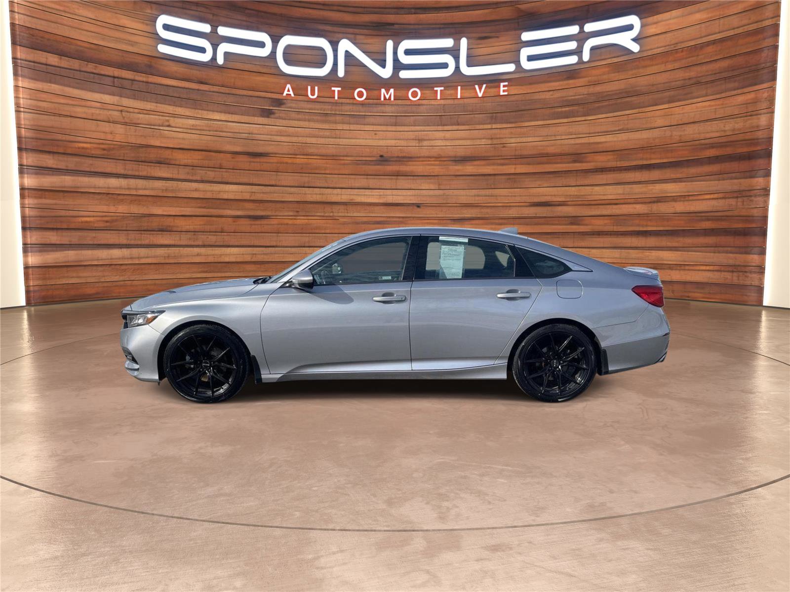 Used 2020 Honda Accord Sport image 2