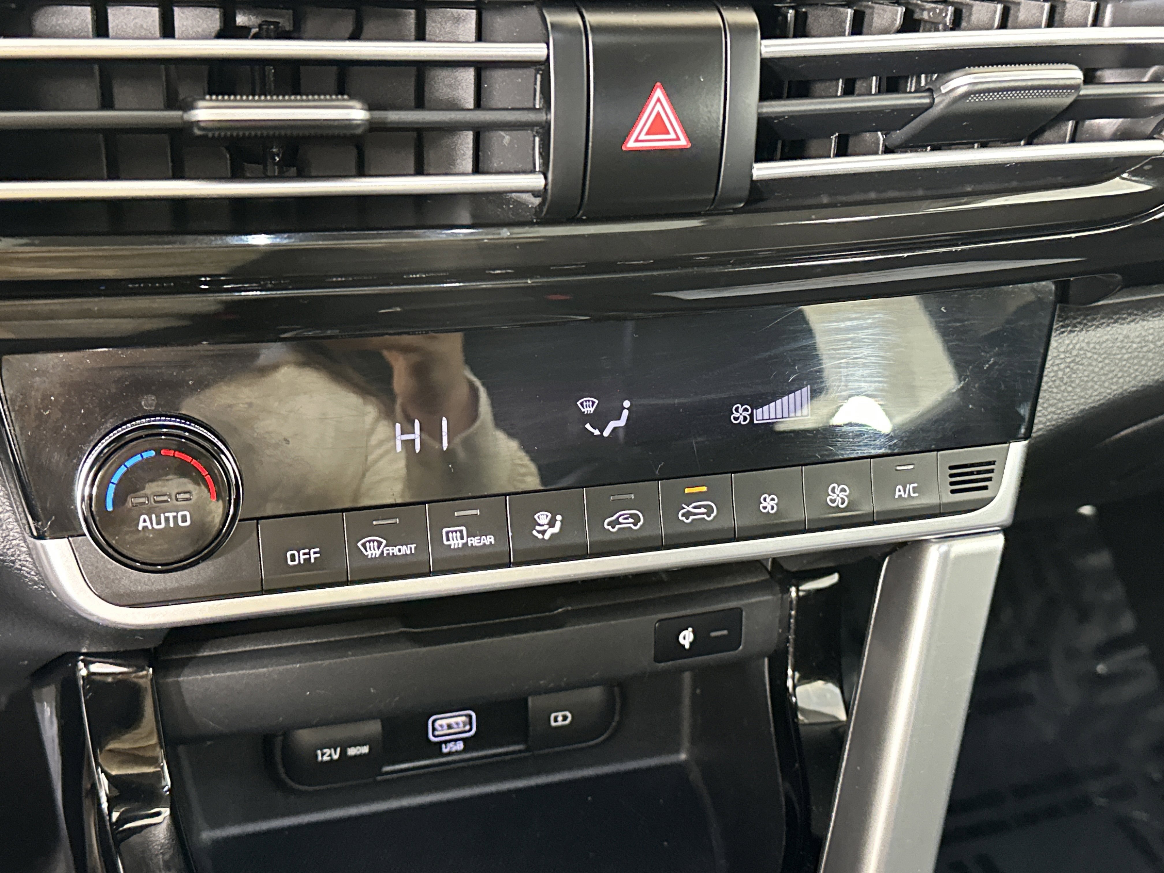 Certified 2021 Kia Seltos EX image 22