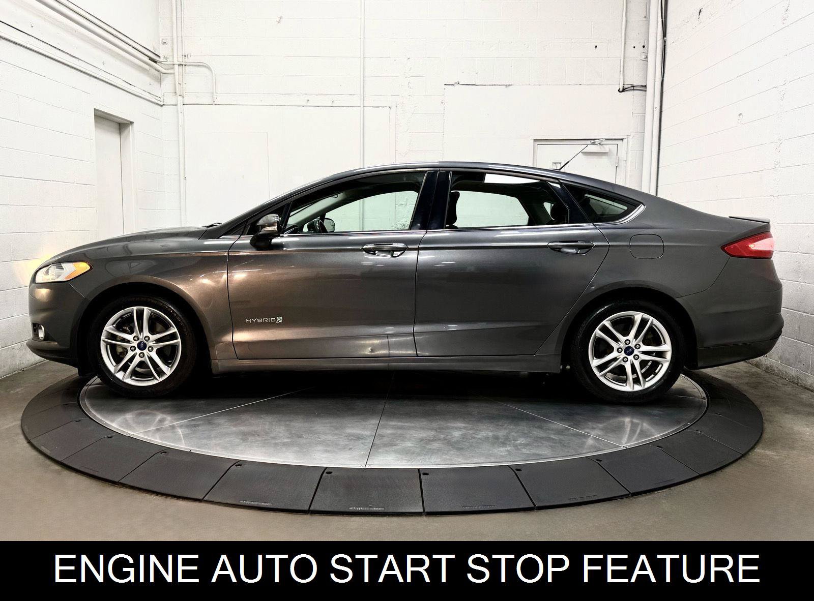 Used 2016 Ford Fusion SE FWD image 5