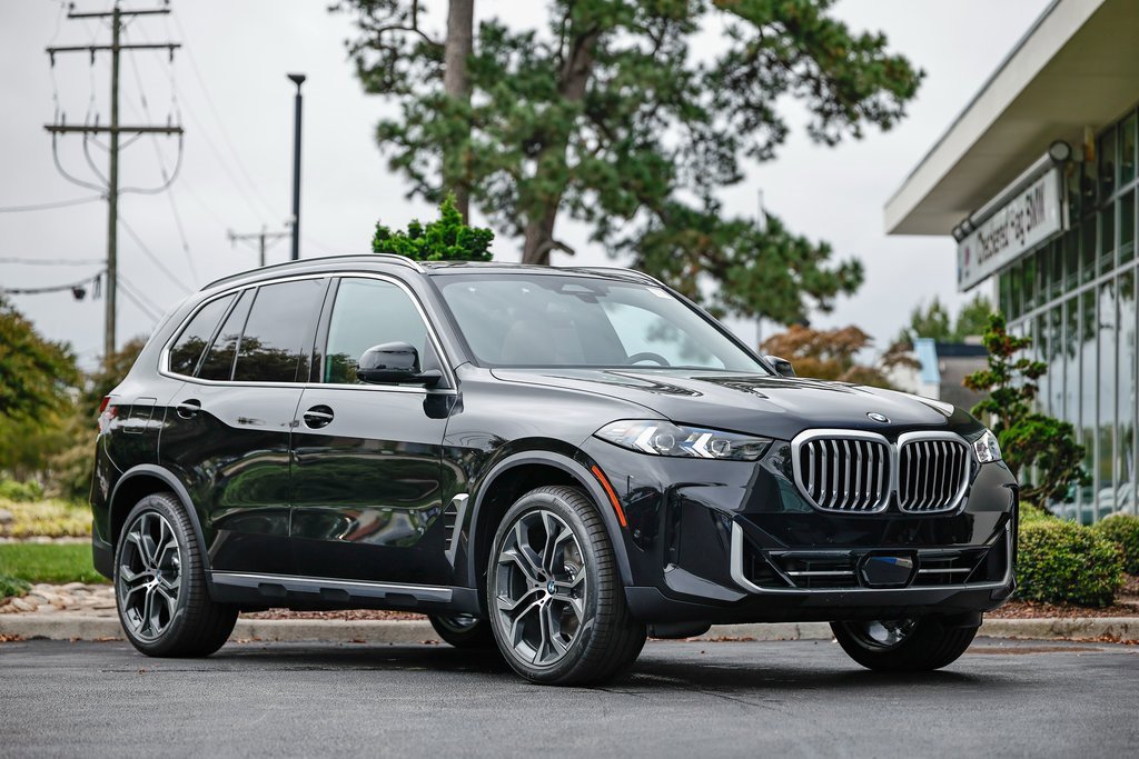 New 2026 BMW X5 xDrive40i w/ Executive Package