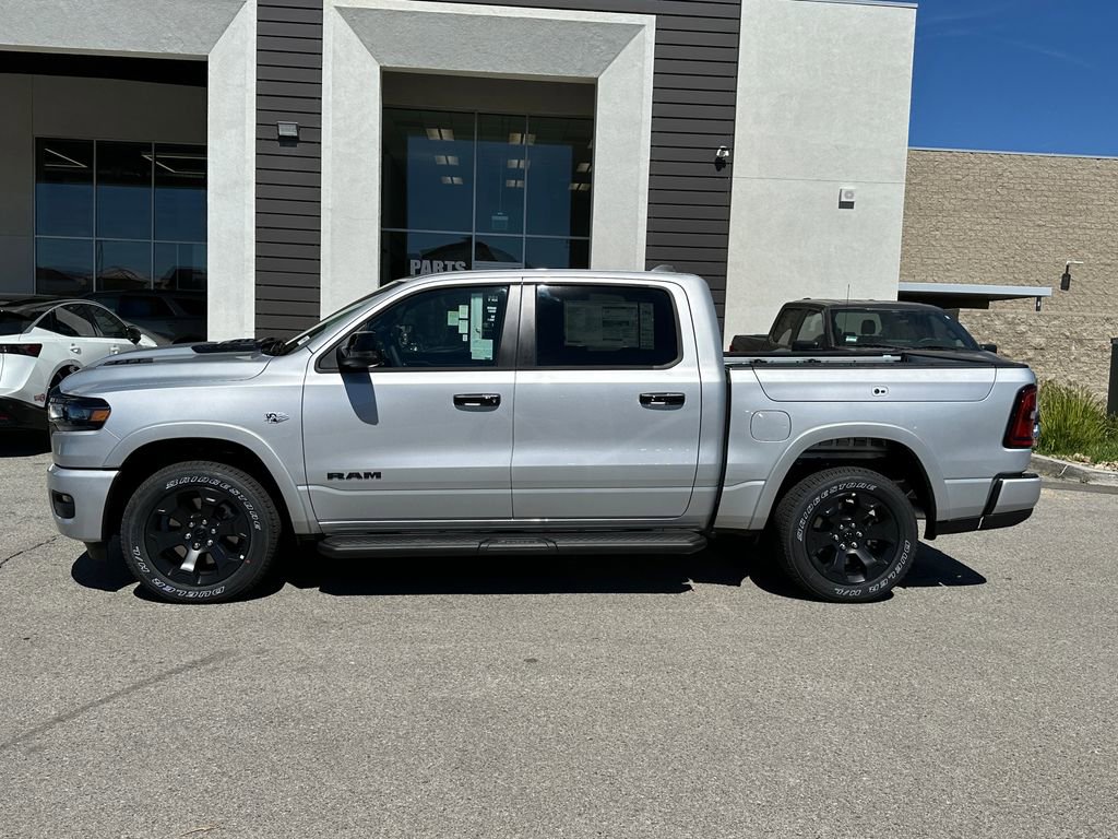 New 2026 RAM 1500 4x4 Crew Cab image 3