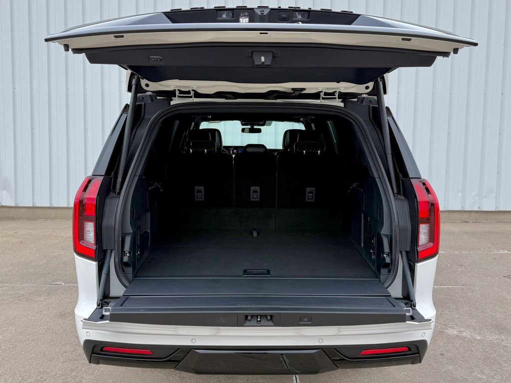 New 2026 Ford Expedition Max Platinum w/ Stealth Appearance Package image 16