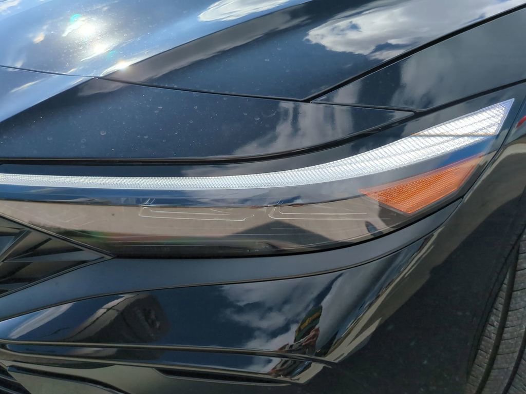 New 2026 Hyundai Elantra SEL Sport image 10