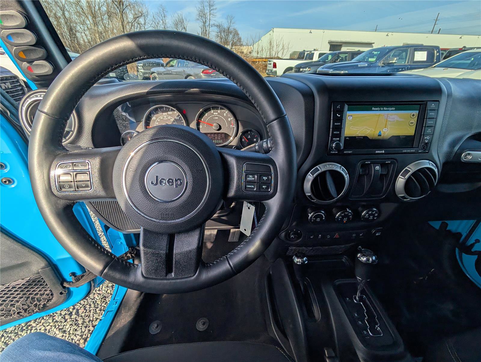 Used 2018 Jeep Wrangler Rubicon w/ Power Convenience Group image 18