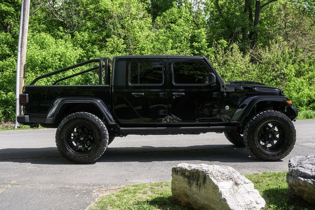 Used 2021 Jeep Gladiator Sport AWD/4WD image 9