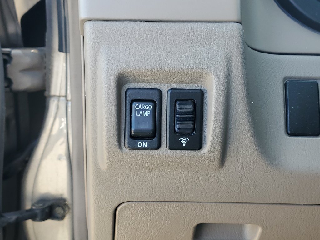 Used 2004 Nissan Frontier XE Desert Runner w/ (VTP) Value Truck Pkg AWD/4WD image 15