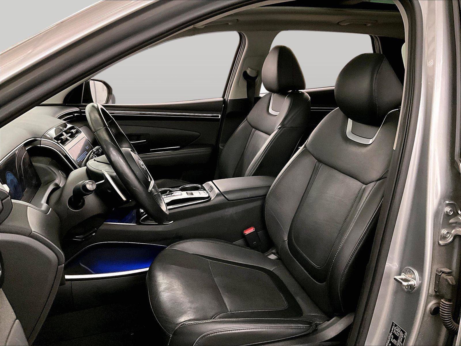 Used 2023 Hyundai Tucson Limited w/ Cargo Package AWD/4WD image 24