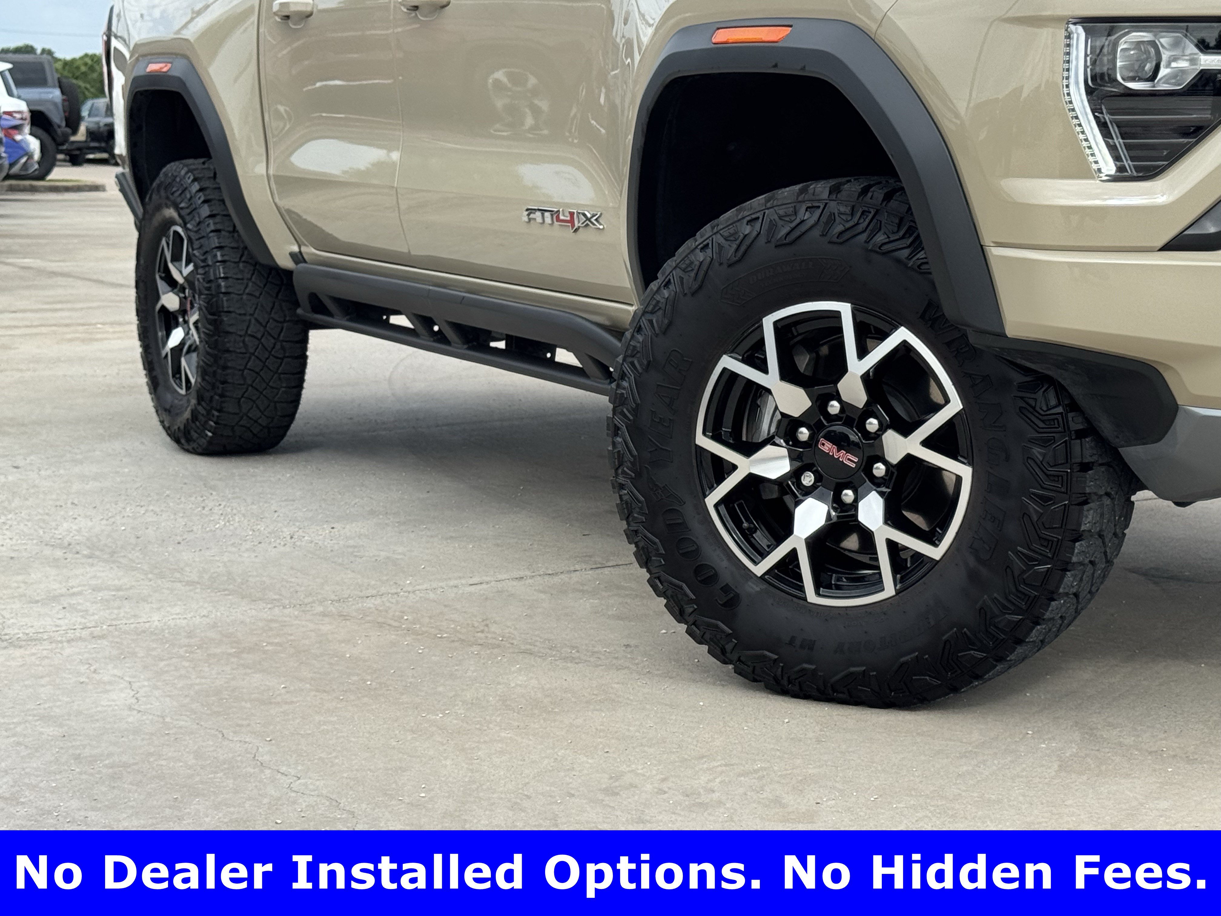 Used 2024 GMC Canyon AT4X AWD/4WD image 3