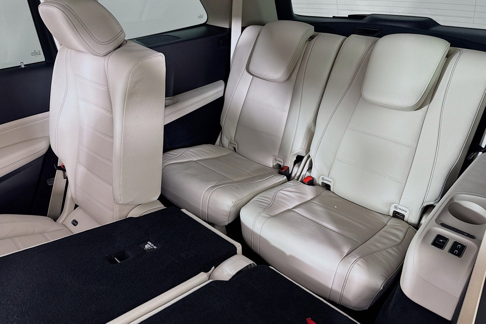 New 2026 Mercedes-Benz GLS 580 4MATIC image 8