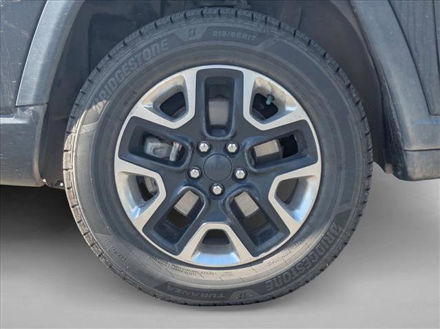 Used 2018 Jeep Compass Trailhawk w/ Navigation Group AWD/4WD image 9