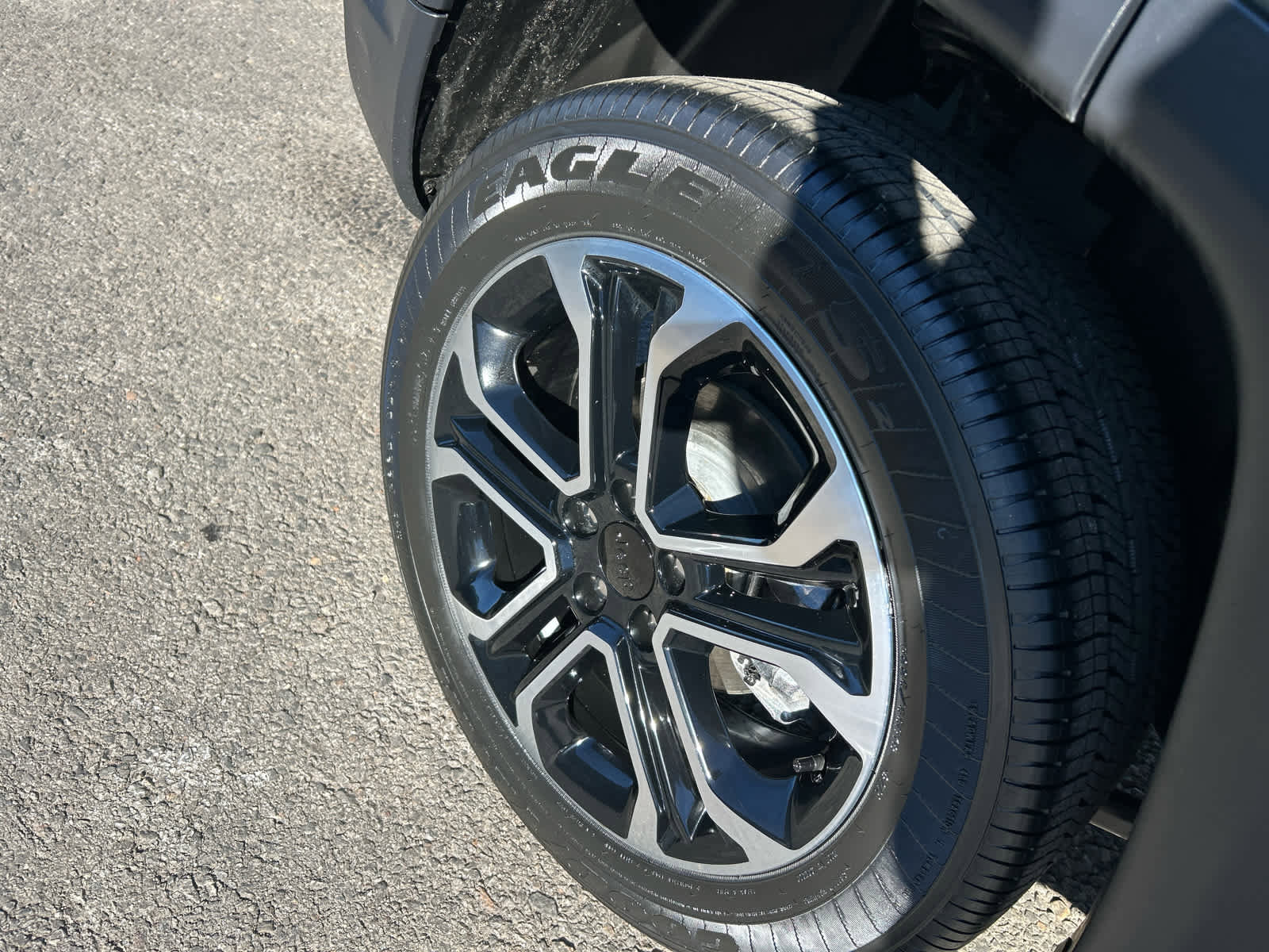 Used 2024 Jeep Compass Limited image 14