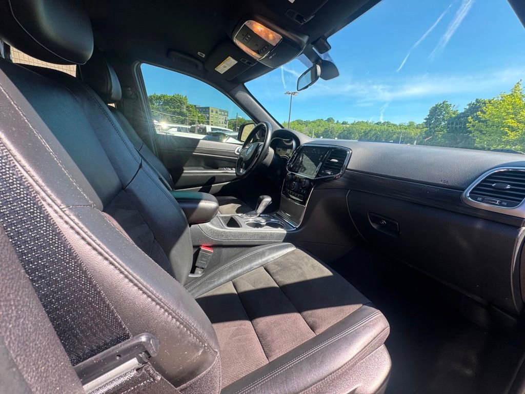 Used 2021 Jeep Grand Cherokee Laredo X AWD/4WD image 22