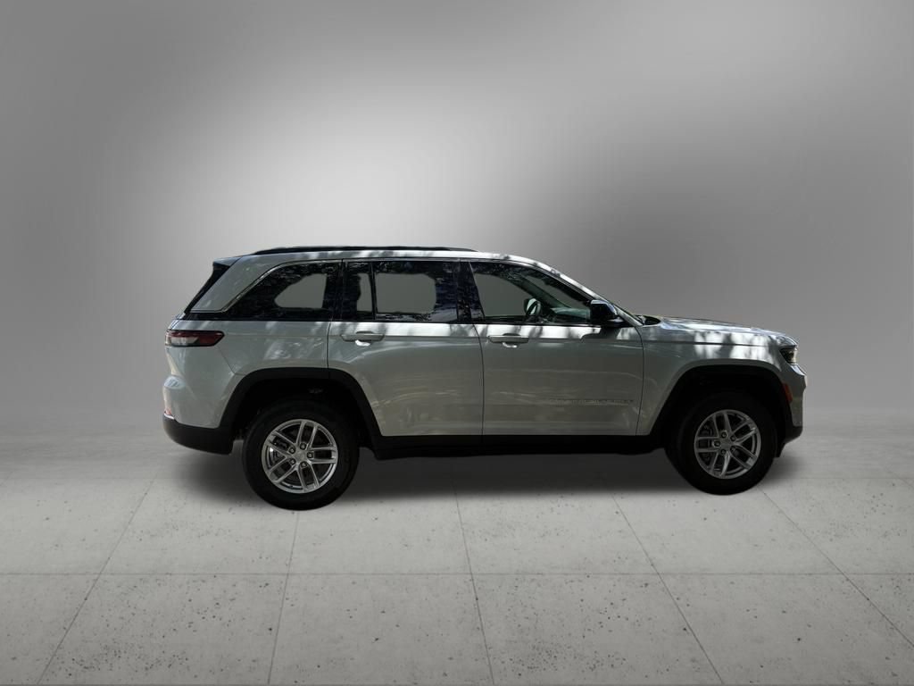 New 2026 Jeep Grand Cherokee Laredo X RWD image 7