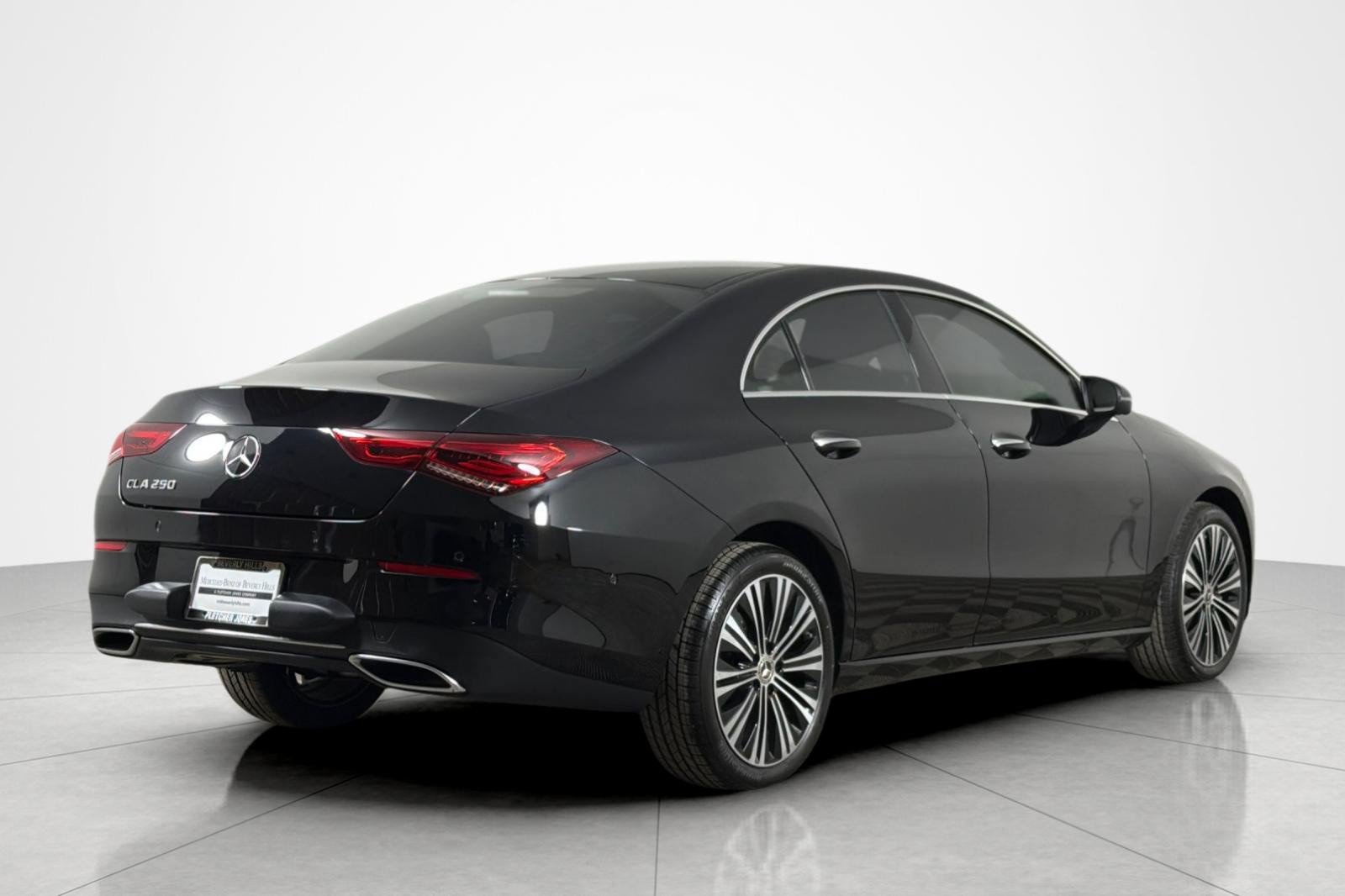 Used 2023 Mercedes-Benz CLA 250 image 5