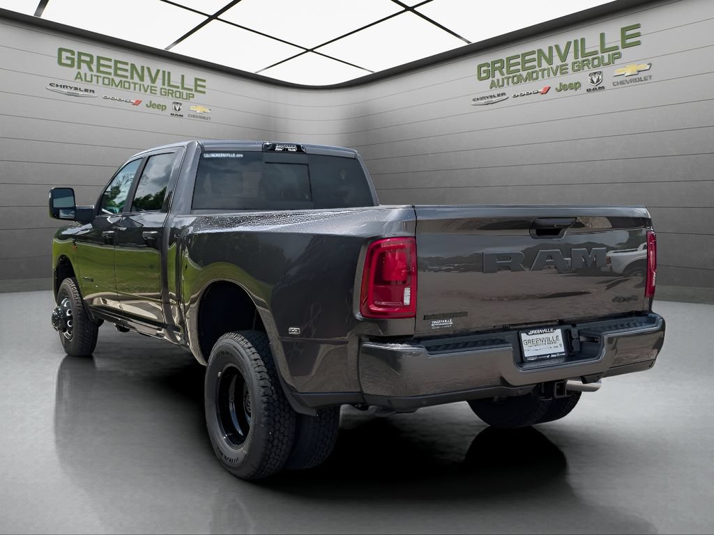 New 2026 RAM 3500 Big Horn AWD/4WD image 4