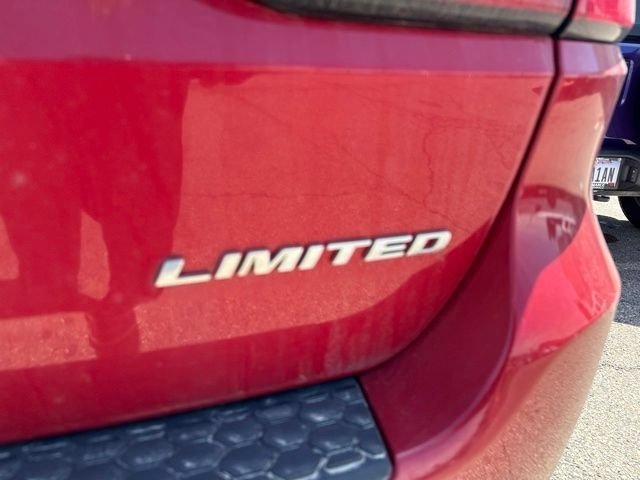Used 2015 Dodge Durango Limited w/ Premium Group AWD/4WD image 9