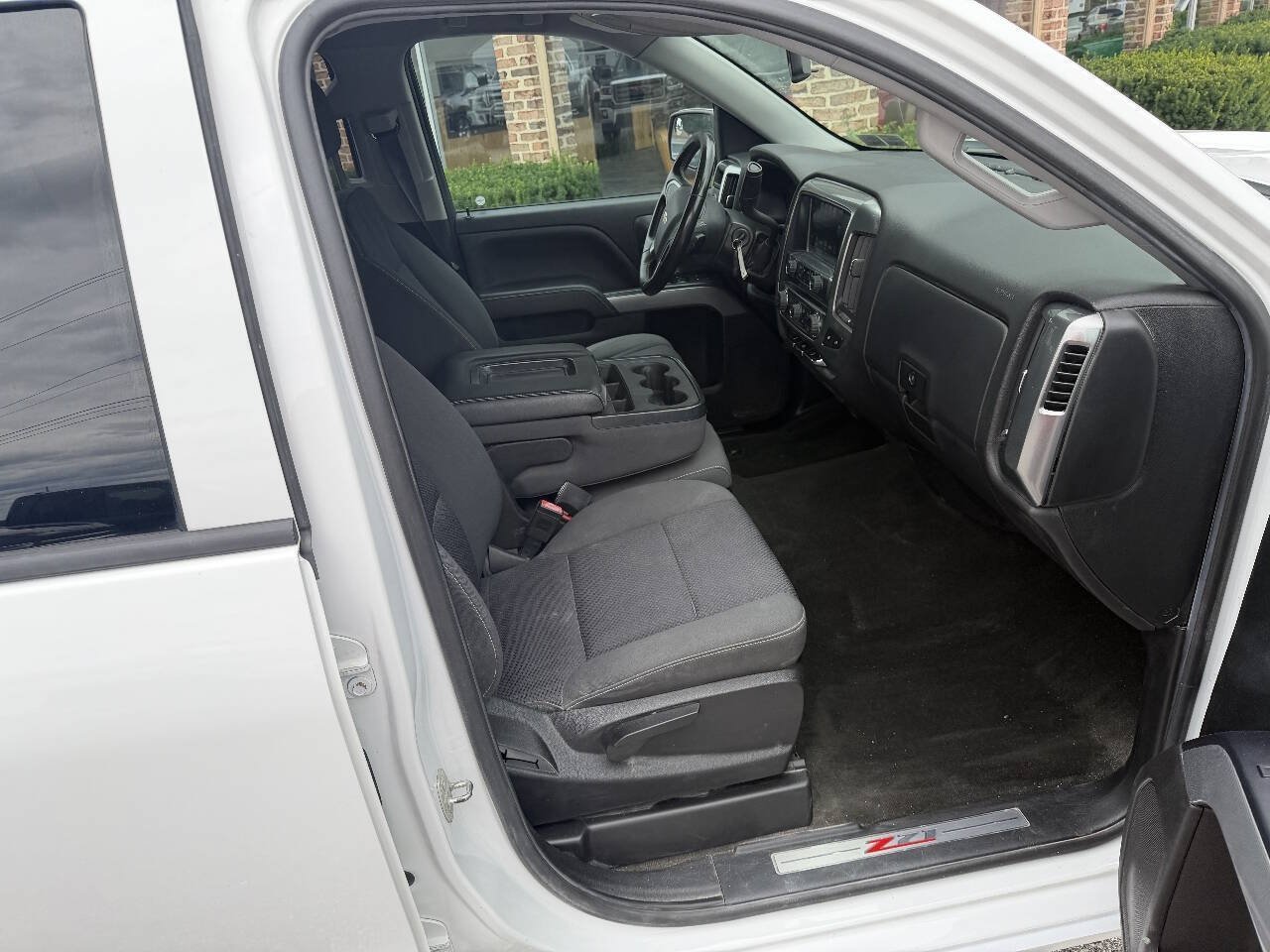 Used 2018 Chevrolet Silverado 1500 LT w/ All Star Edition AWD/4WD image 23