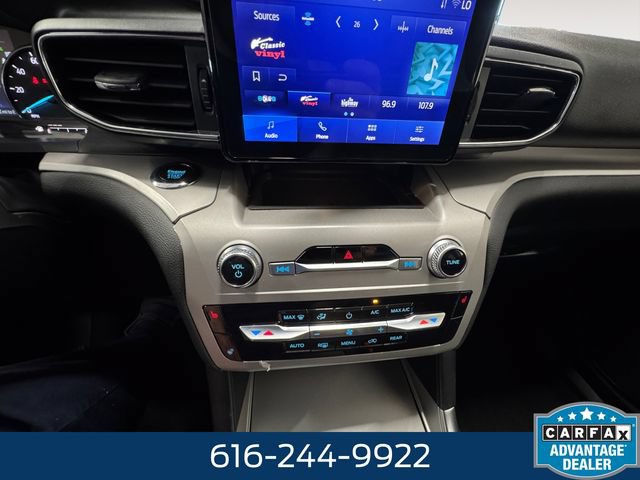 Used 2023 Ford Explorer XLT w/ Equipment Group 202A AWD/4WD image 5