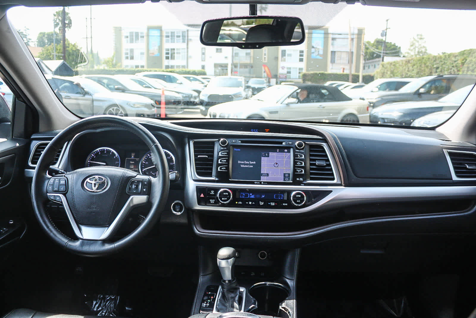 Used 2015 Toyota Highlander XLE image 14