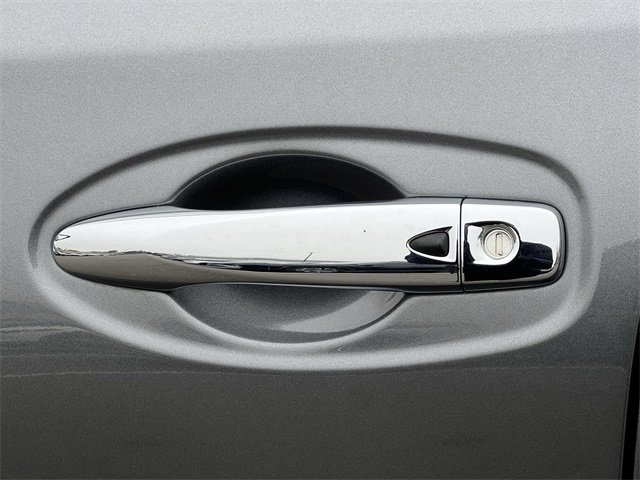 Used 2019 Nissan Rogue SV w/ Premium Package image 43