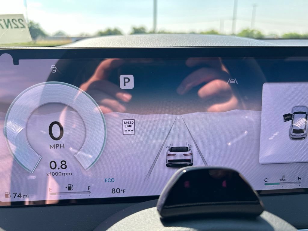 New 2026 Genesis GV70 2.5T Advanced AWD/4WD image 18