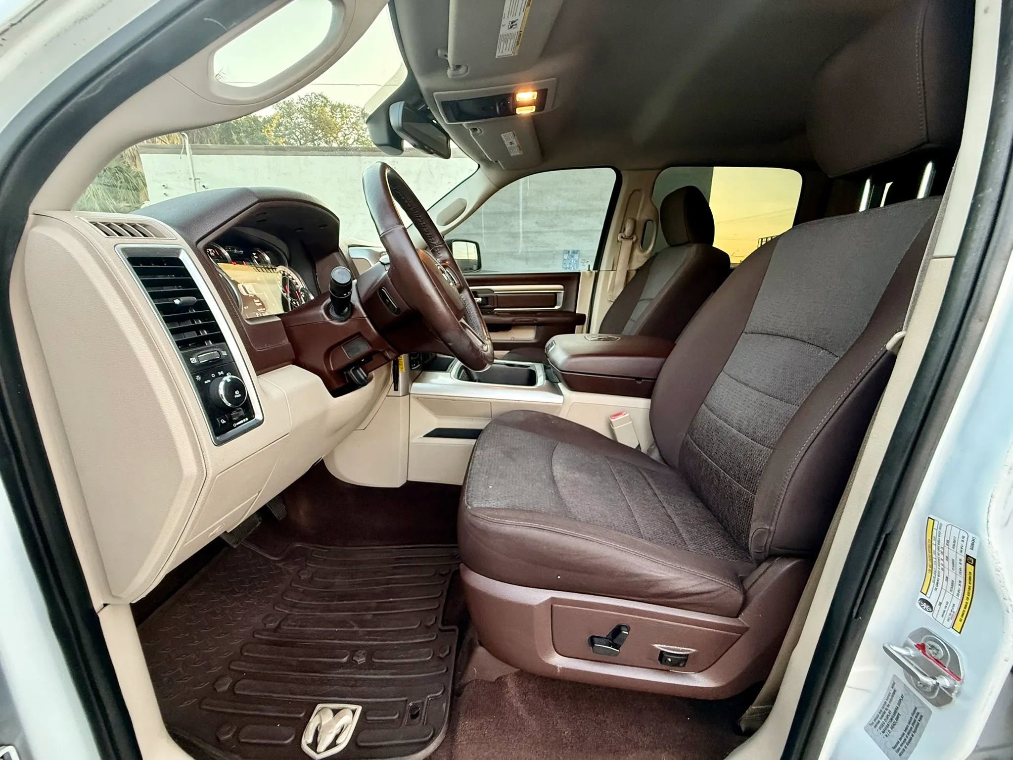 Used 2016 RAM 1500 Big Horn AWD/4WD image 9
