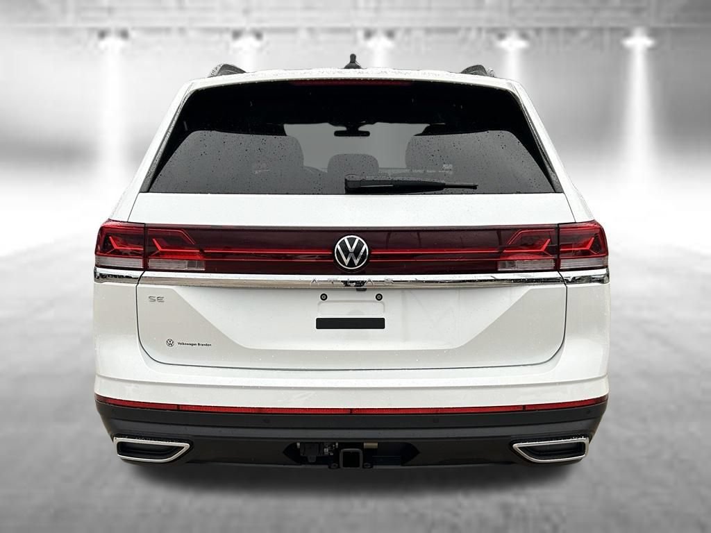 Certified 2026 Volkswagen Atlas SE FWD image 5