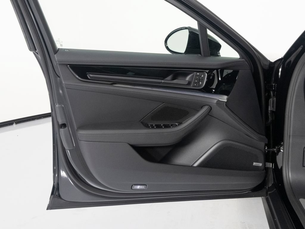 New 2026 Porsche Panamera 4 AWD/4WD image 19