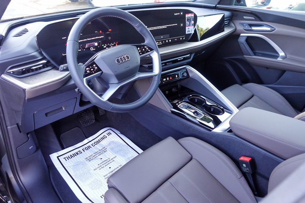 New 2025 Audi Q5 Premium Plus image 11