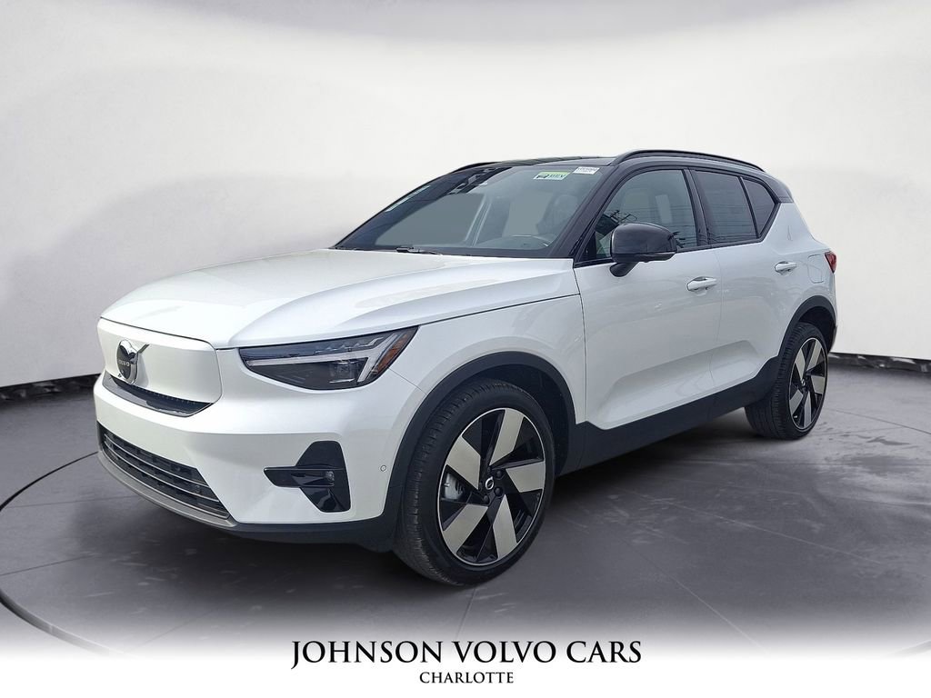 New 2026 Volvo EX40 Plus w/ Climate Package image 10