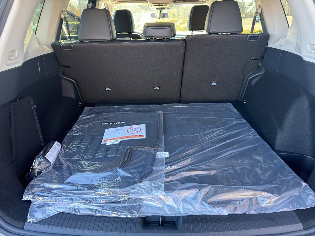 New 2026 Nissan Rogue SV image 30