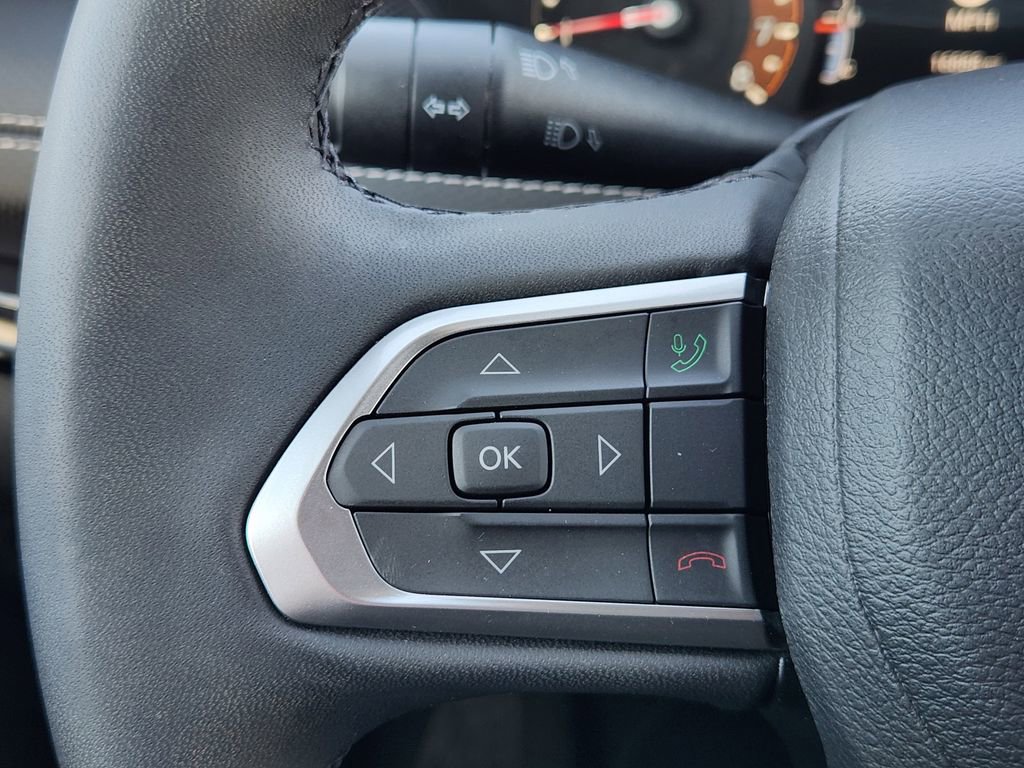 Used 2024 Jeep Compass Latitude w/ Convenience Group image 33