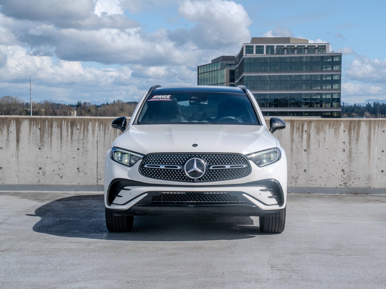 Certified 2025 Mercedes-Benz GLC 300 4MATIC image 2