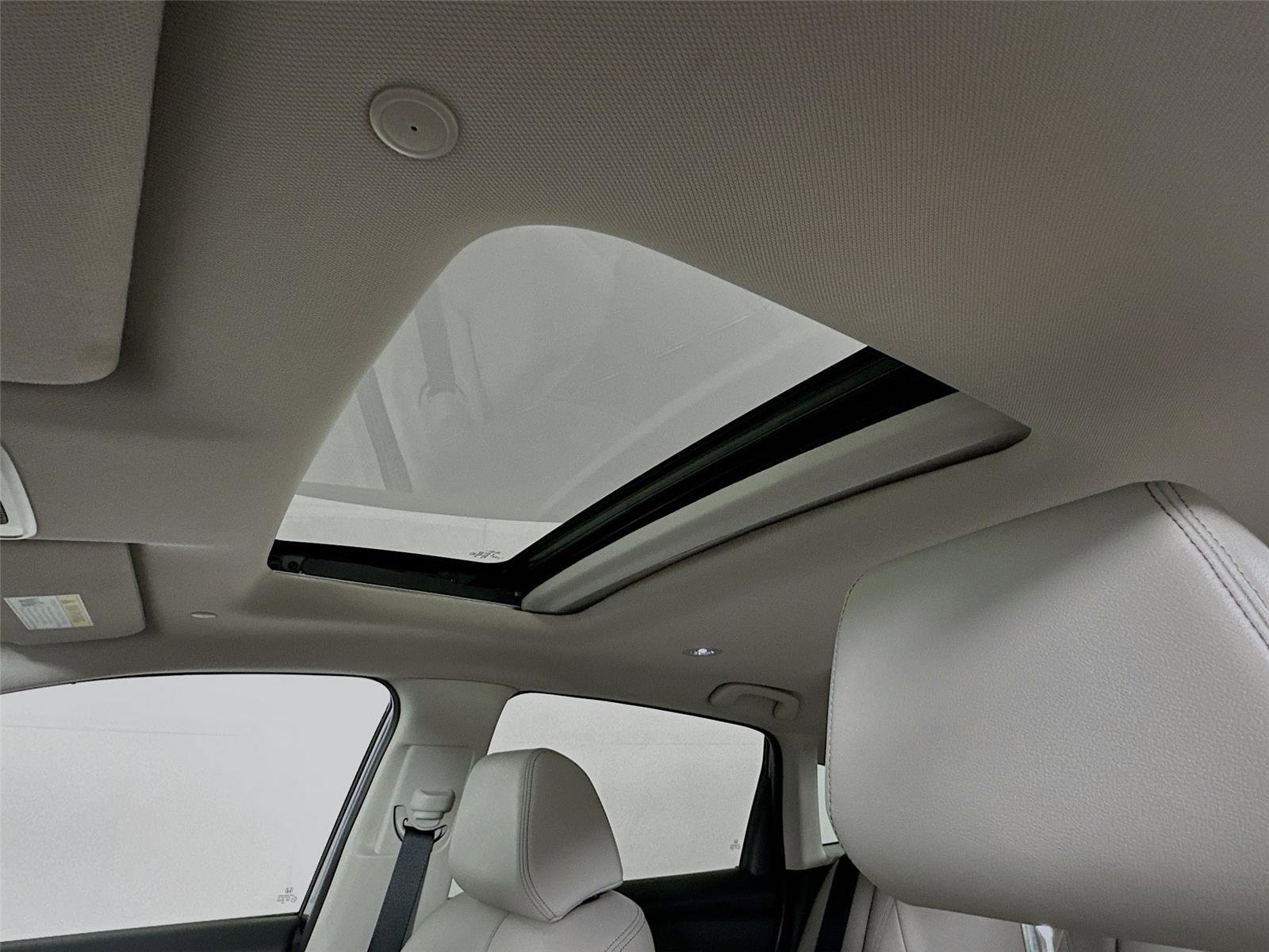 Used 2026 Honda HR-V EX-L image 17