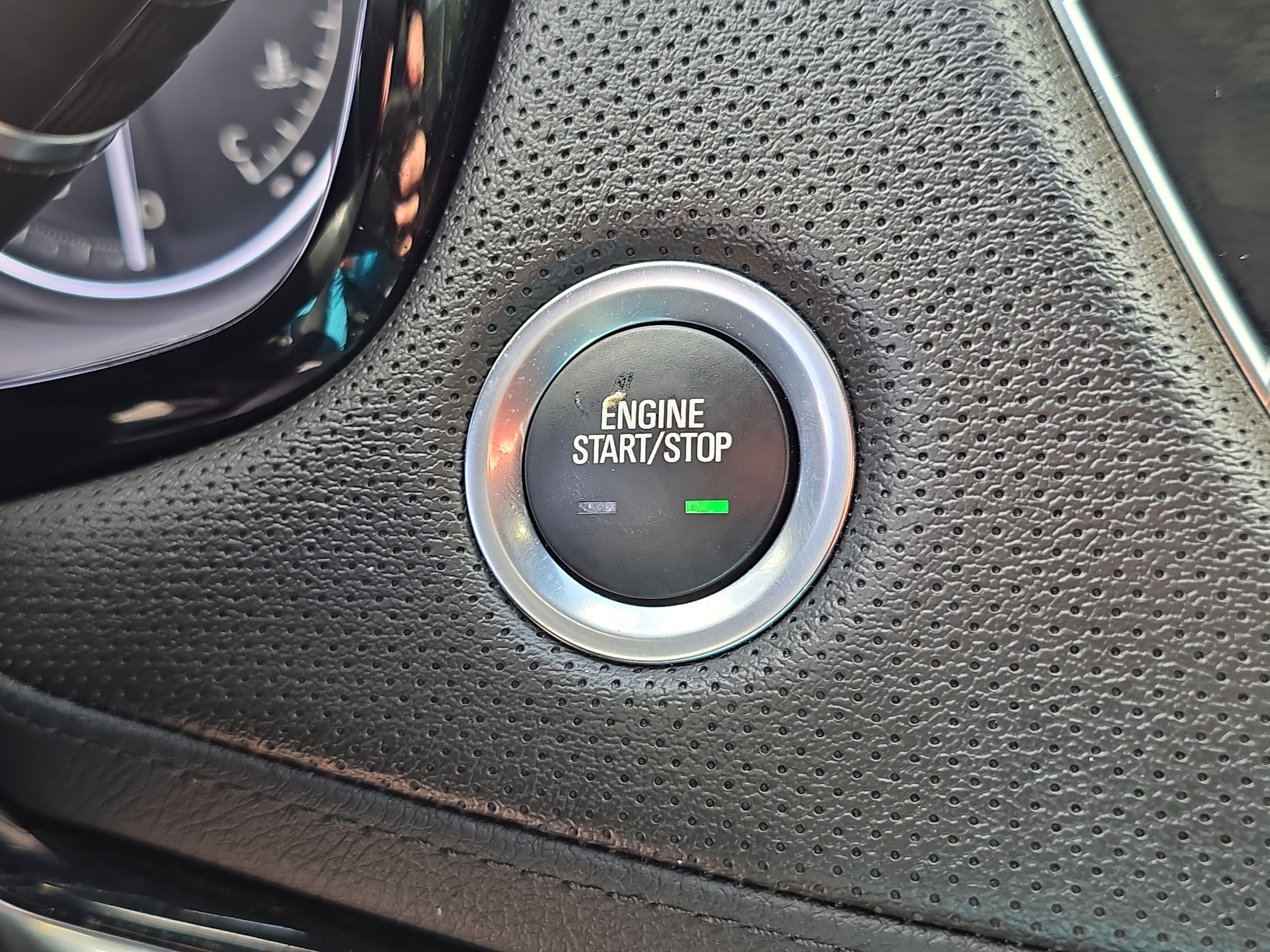 Used 2022 Cadillac XT5 Premium Luxury FWD image 28