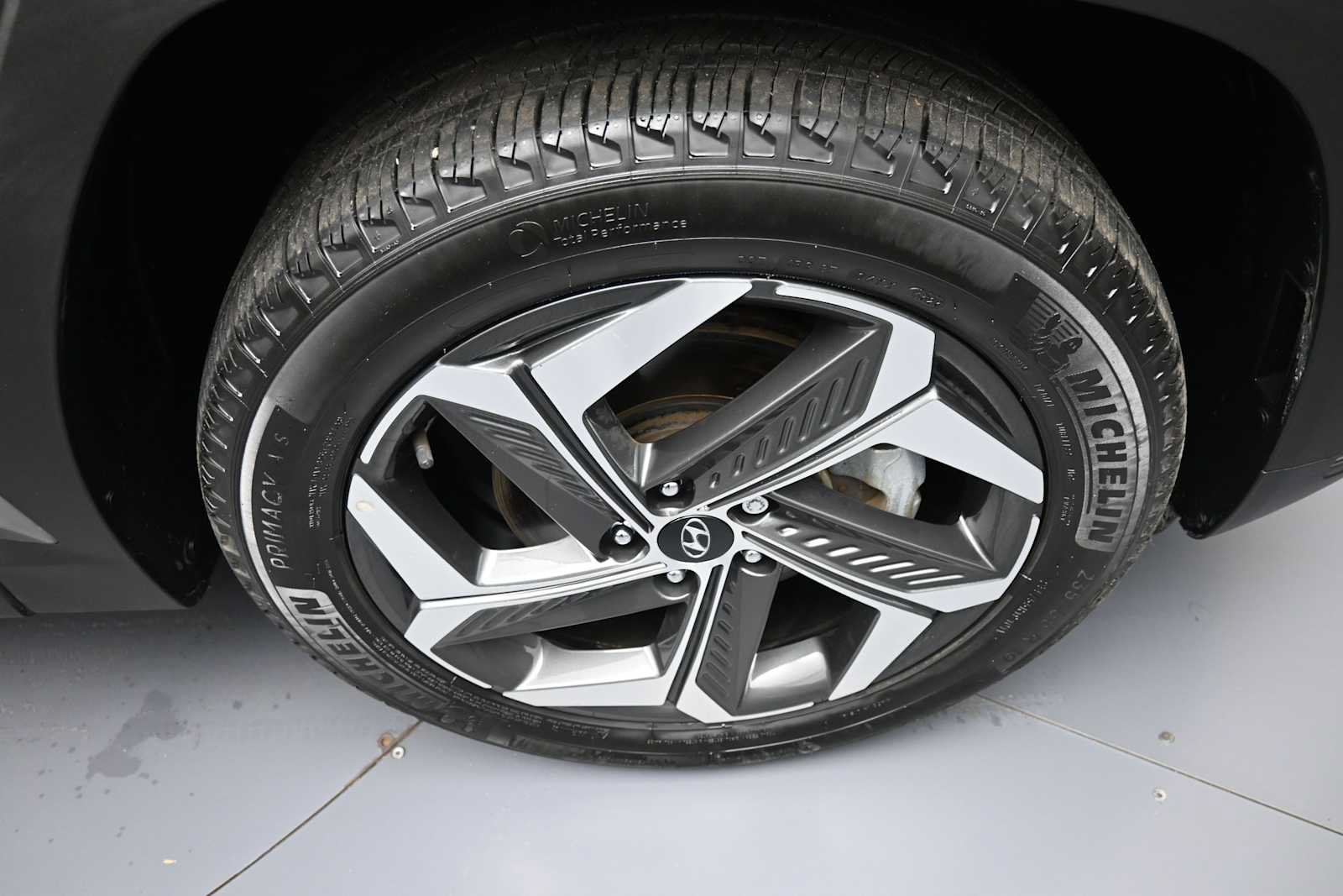 Used 2024 Hyundai Tucson Limited AWD/4WD image 12