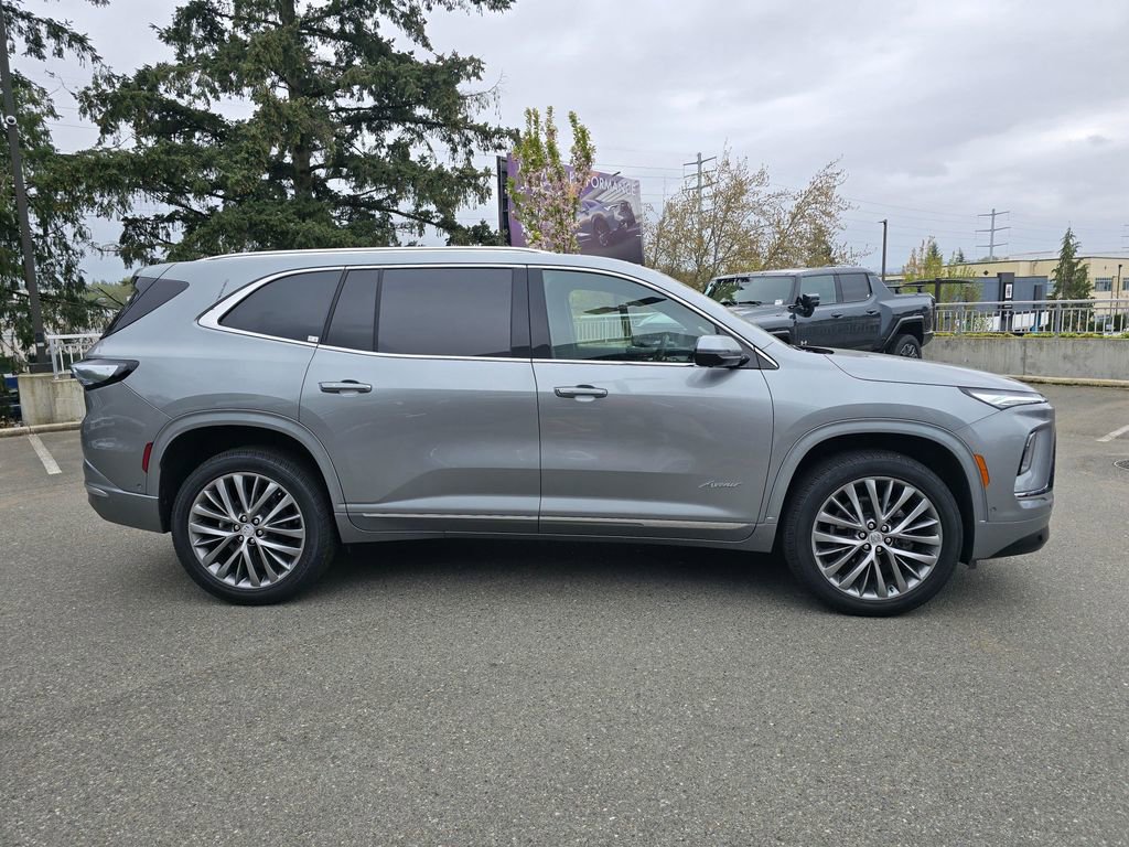 Used 2026 Buick Enclave Avenir w/ Super Cruise Package AWD/4WD image 5
