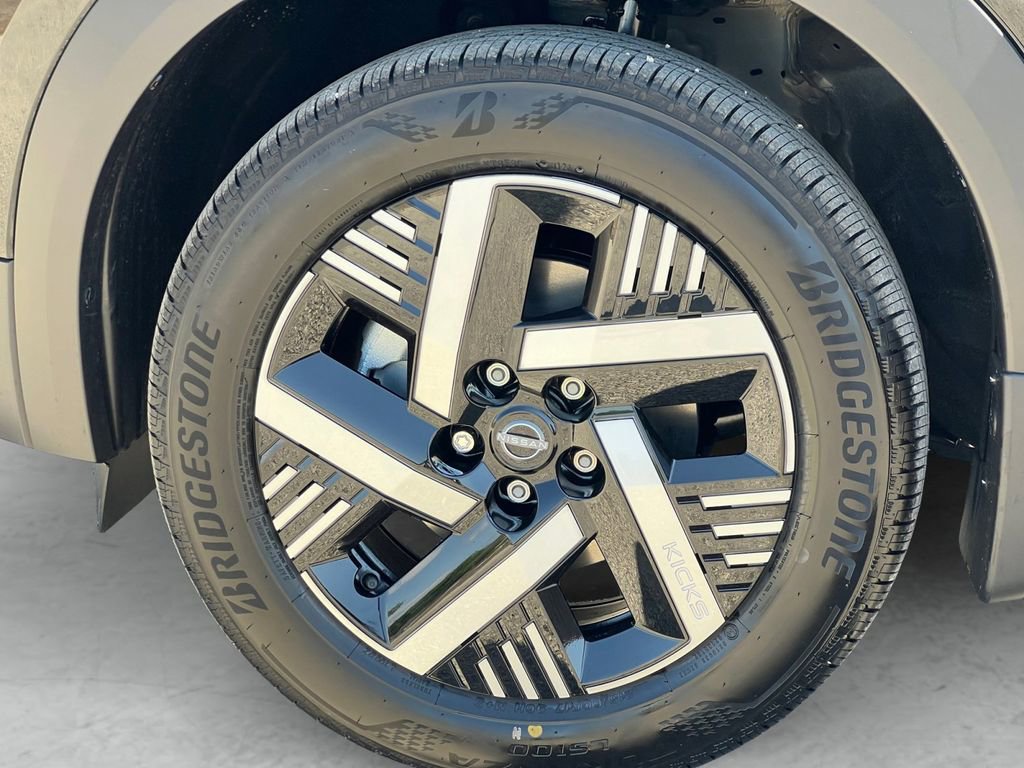 New 2026 Nissan Kicks SV image 23