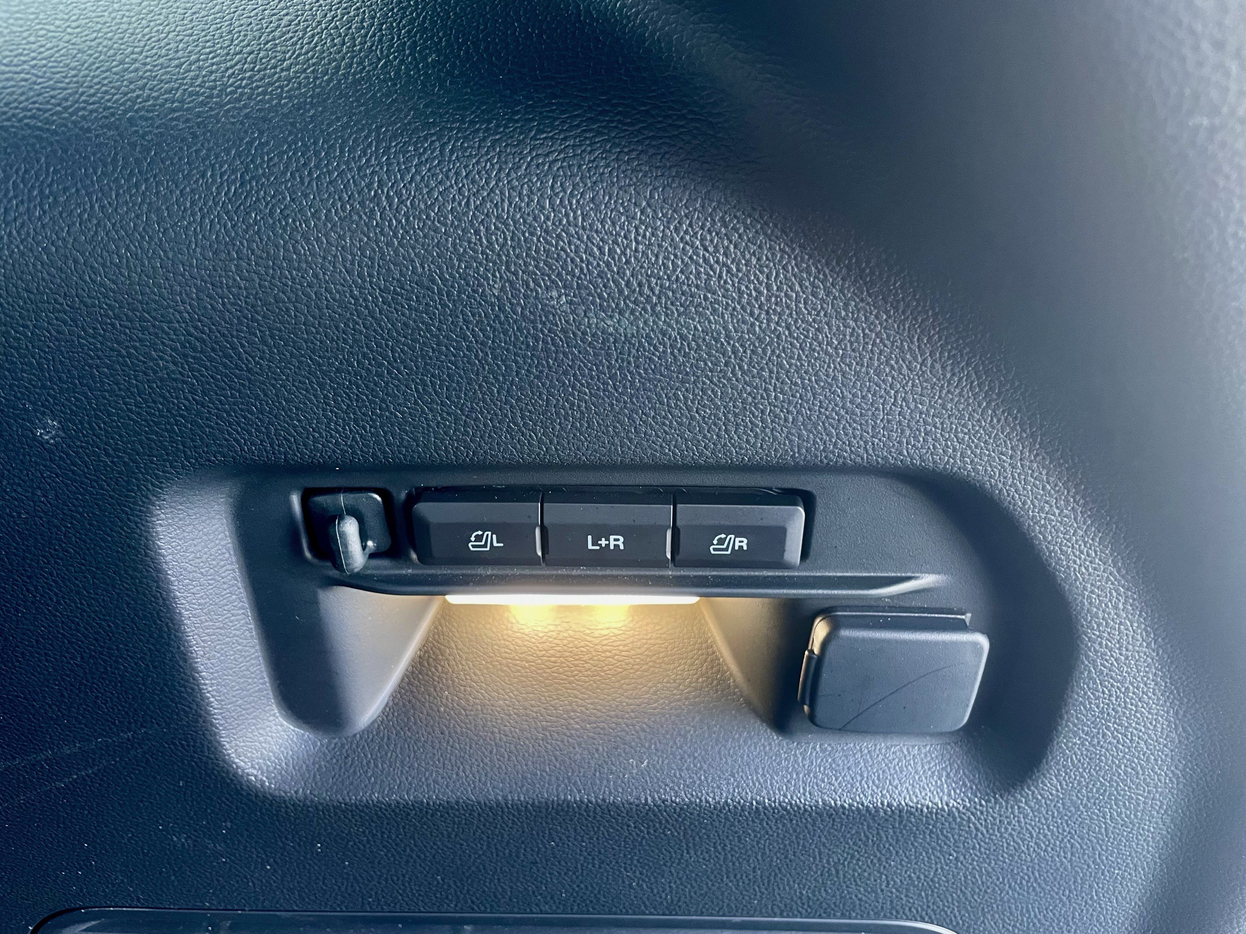 Used 2023 Ford Explorer ST w/ Equipment Group 401A image 40