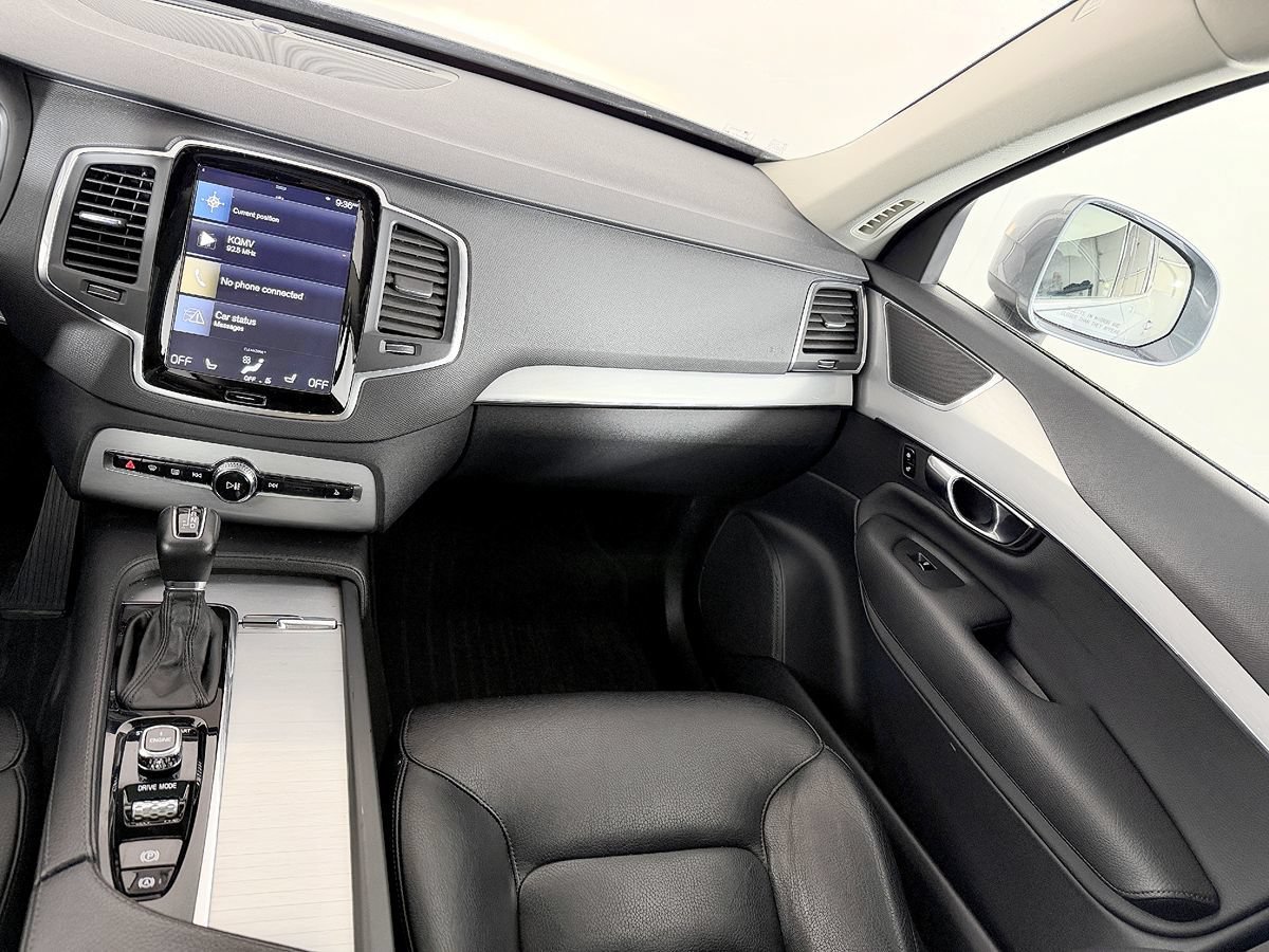 Used 2016 Volvo XC90 T6 Momentum w/ Vision Package AWD/4WD image 61