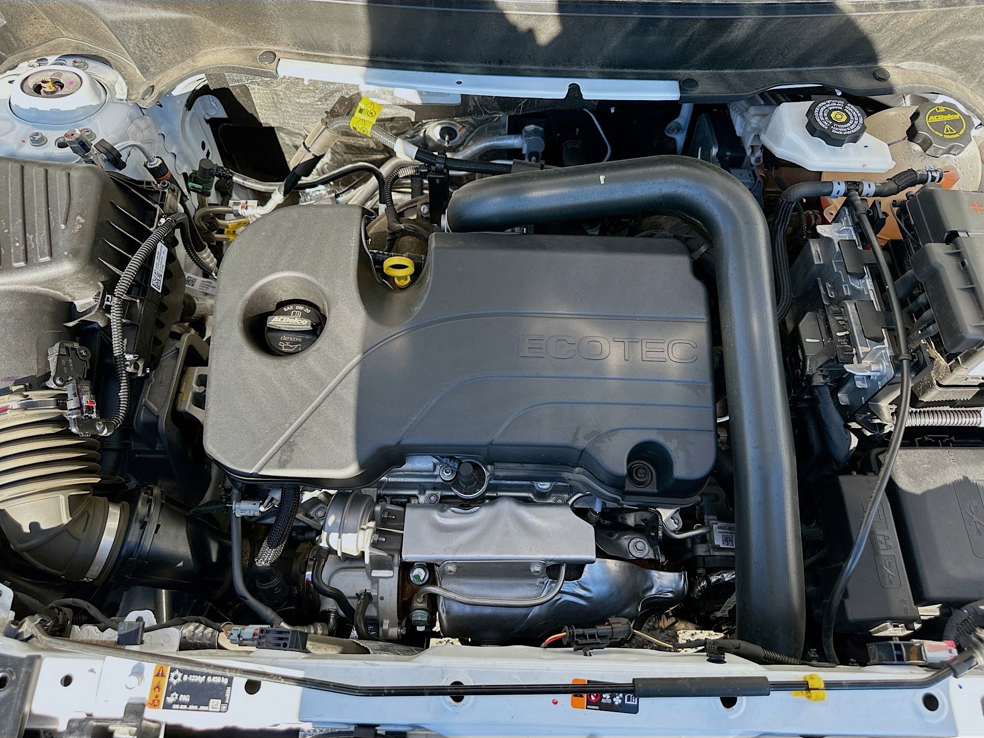 Used 2024 GMC Terrain SLE image 30