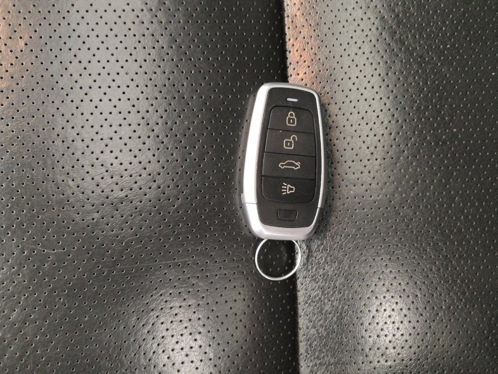 Used 2017 Honda Accord EX-L image 32