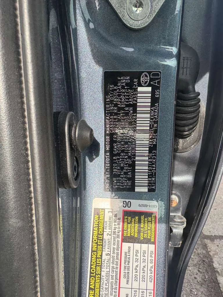 Used 2016 Toyota Corolla LE FWD image 26