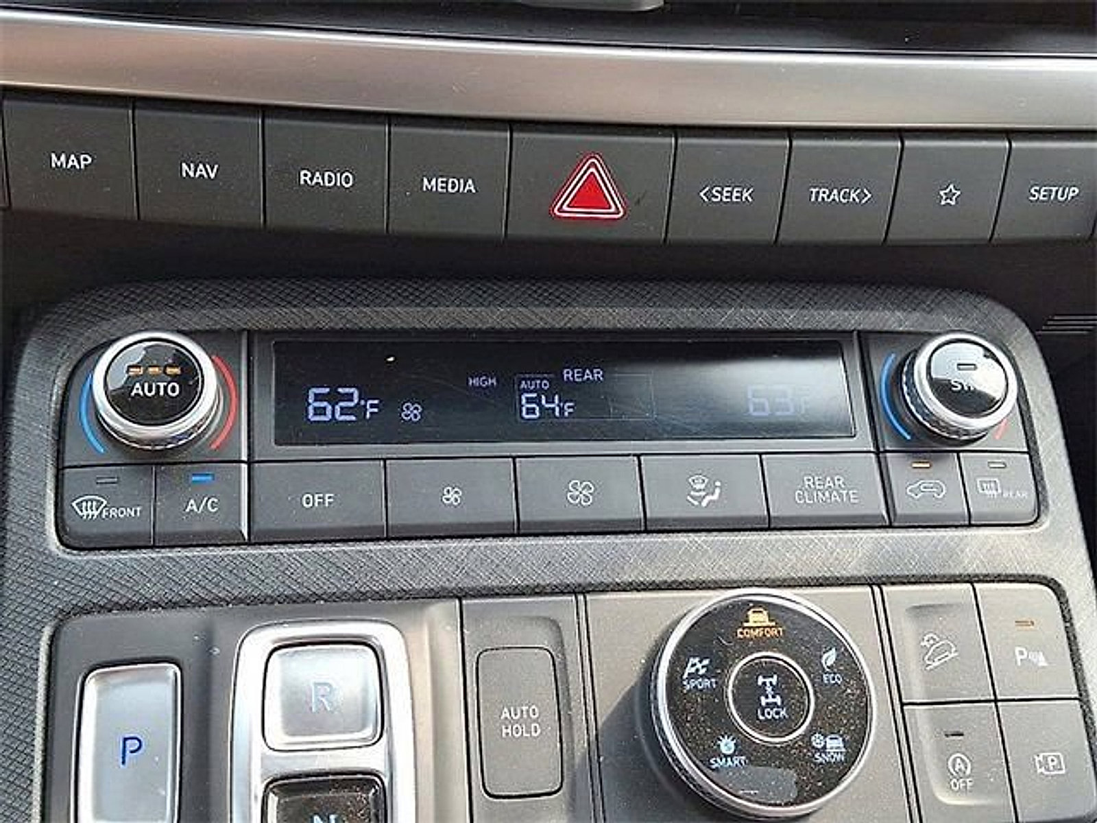 Used 2024 Hyundai Palisade Limited AWD/4WD image 18