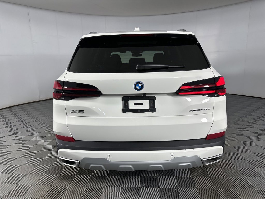 New 2026 BMW X5 xDrive50e w/ Premium Package image 21