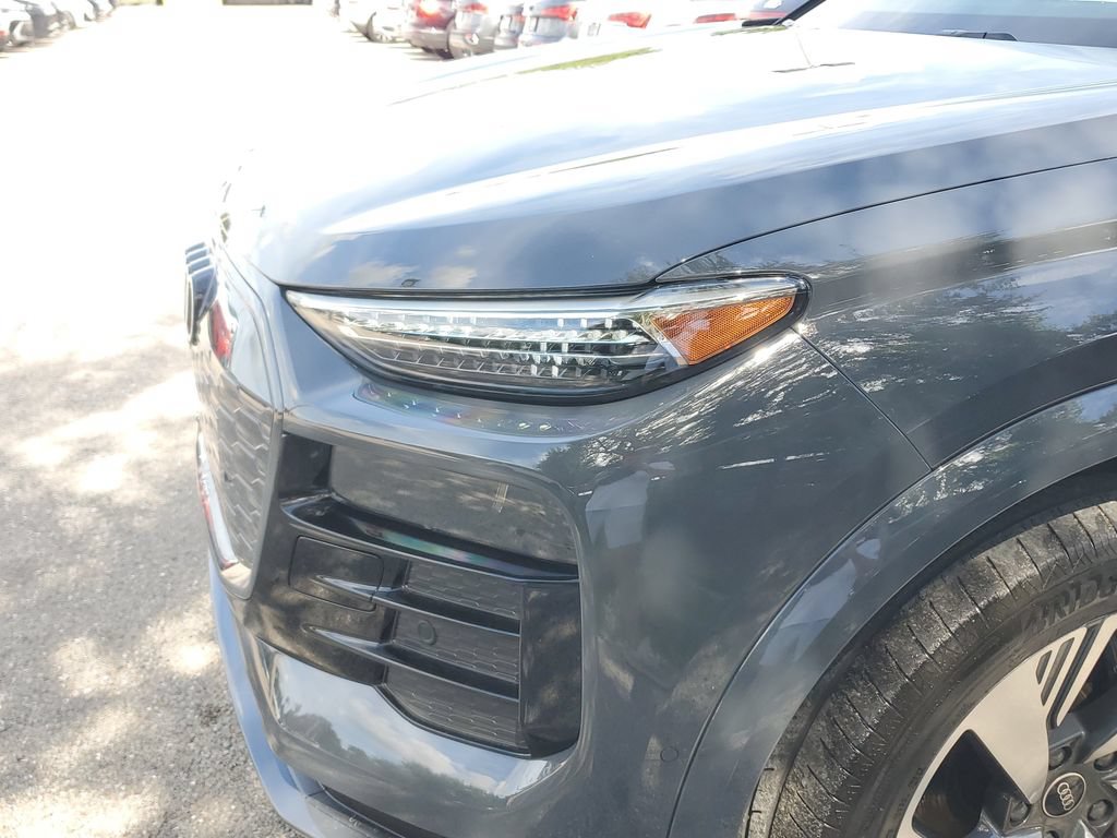 Certified 2025 Audi Q6 e-tron Premium Plus w/ Premium Plus AWD/4WD image 12