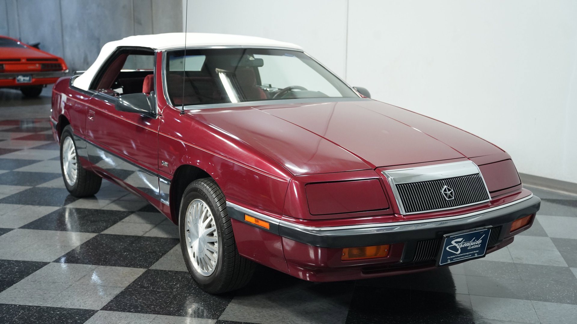 Used 1991 Chrysler LeBaron Convertible FWD image 14