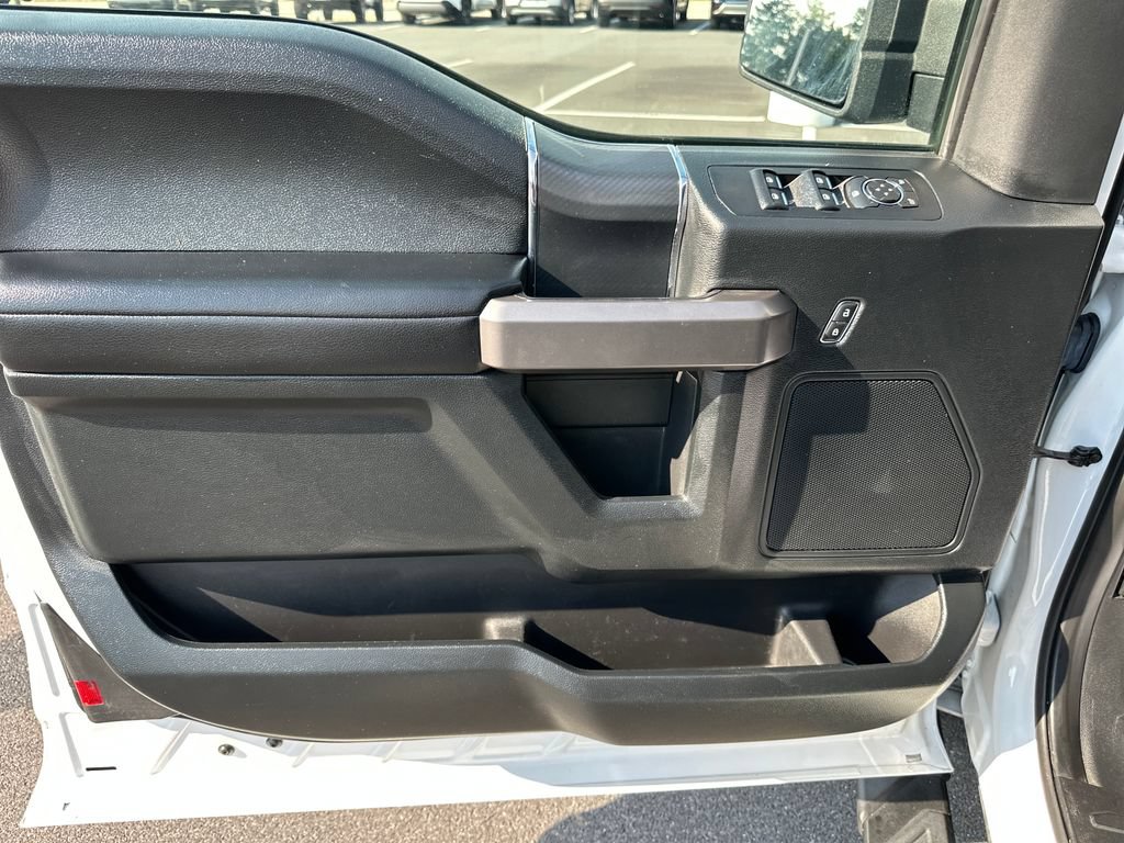 Used 2020 Ford F150 XLT w/ Equipment Group 302A Luxury AWD/4WD image 15