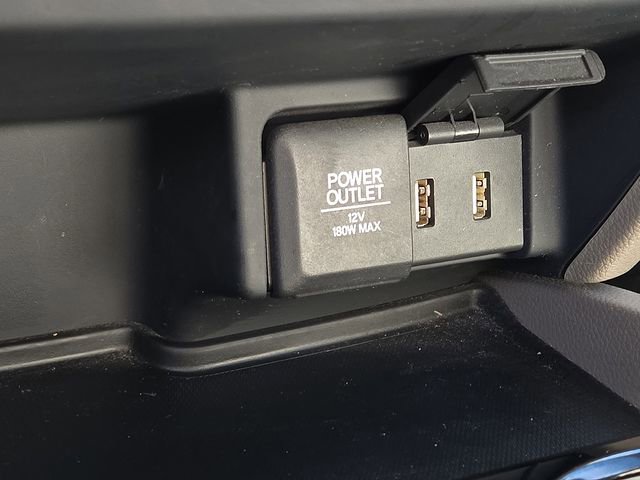 Used 2016 Honda Pilot Touring image 29